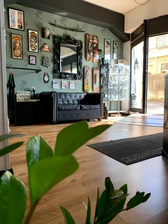 Foto dello studio Tattoo Black Rose Tattoo 8 / 12